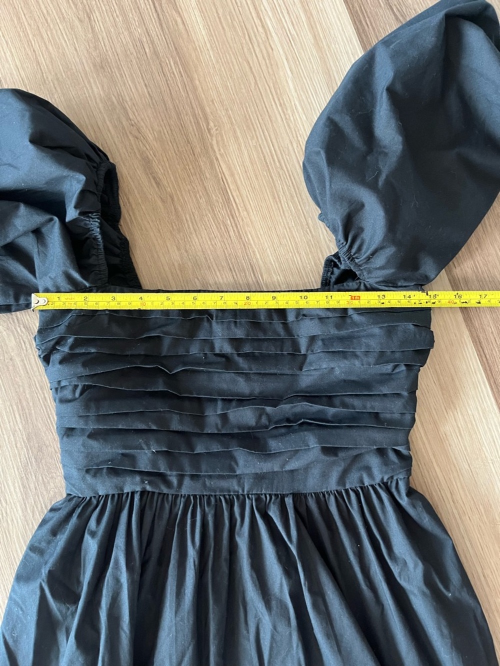 Abercrombie Black Puff Sleeve Smocked Midi Dress w/ Pockets Size S - Picture 6 of 11